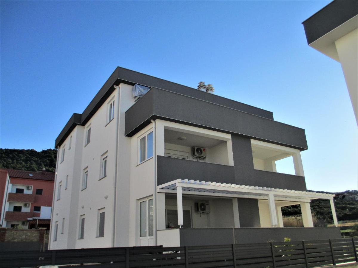 Apartment Ivetka Banjol Екстер'єр фото