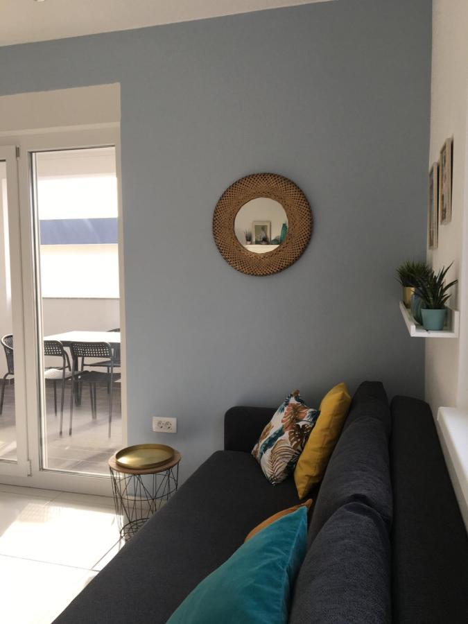 Apartment Ivetka Banjol Екстер'єр фото
