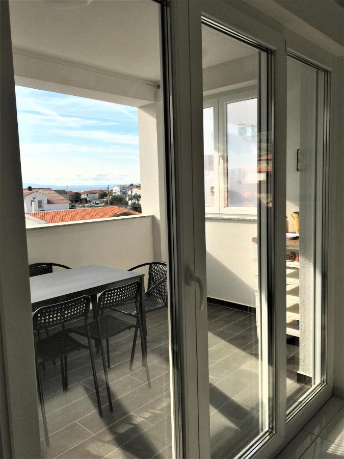 Apartment Ivetka Banjol Екстер'єр фото
